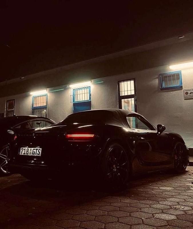 Second-hand Porsche 718 366 CP (269 kW) 2018 Negru Cabrio