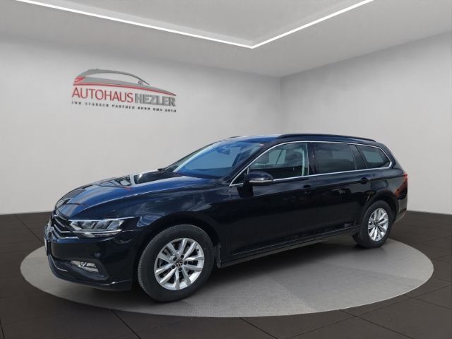 Schwarz Gebraucht 2022 VW Passat Business Kombi | 22.850 € (Fairer Preis) - Bild 1/4