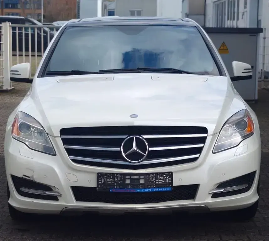 Gebraucht Mercedes R350 211 PS (155 kW) 2011 Other Van / Kleinbus