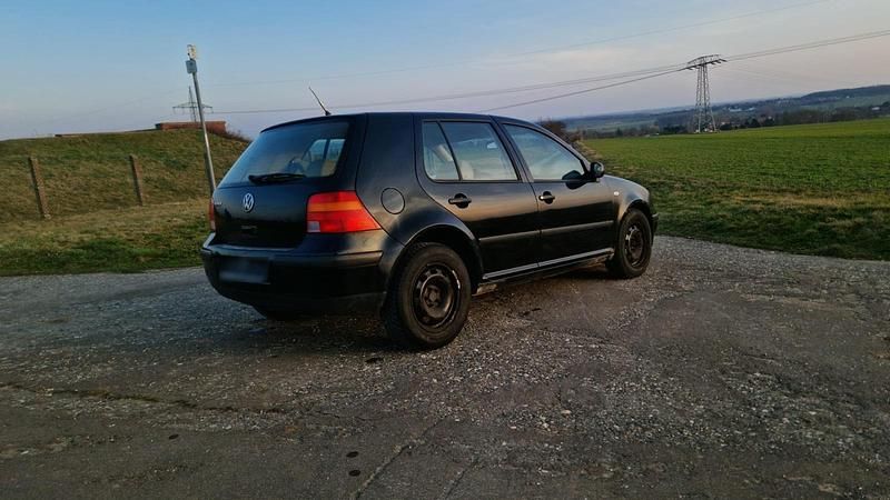 Gebraucht VW Golf III 74 PS (54 kW) 1999 Blau Limousine
