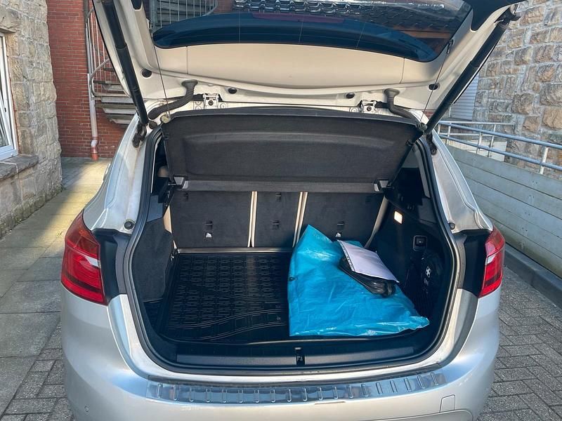 Gebraucht BMW 218 150 PS (110 kW) 2019 Silber Kombi