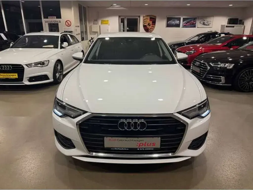 Gebraucht Audi A6 Basis 299 PS (219 kW) 2020 Gletscherweiß metallic (metallic) Limousine