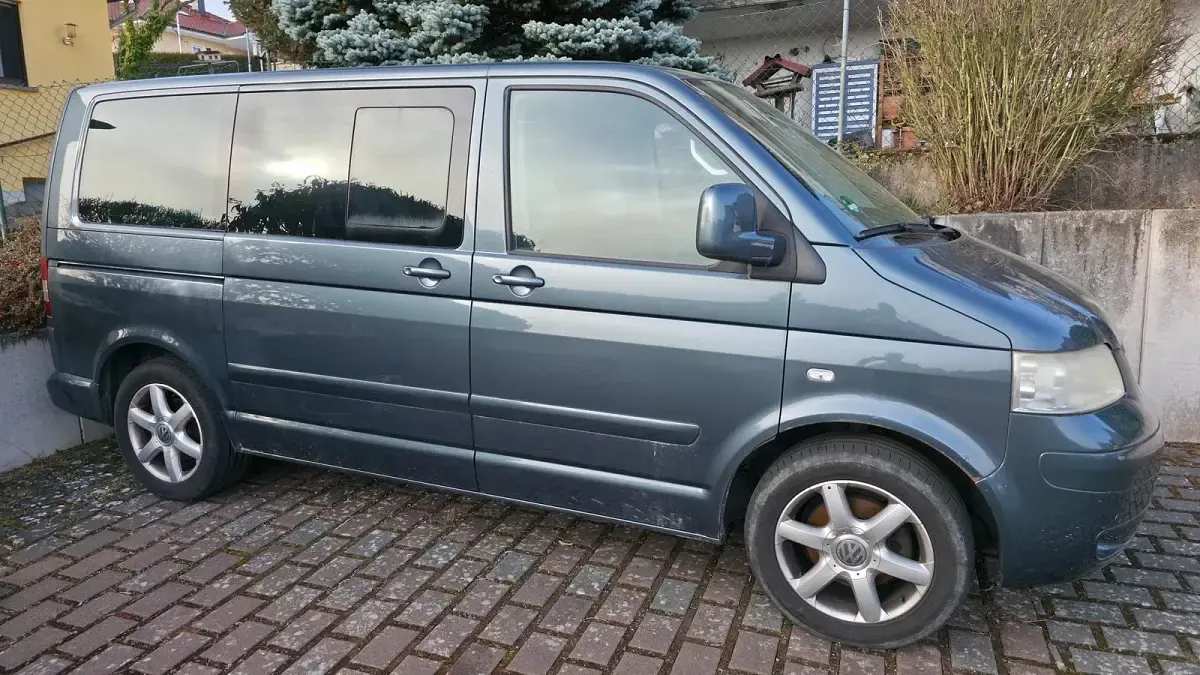 Gebraucht VW Multivan 131 PS (96 kW) 2007 Blau Van / Kleinbus