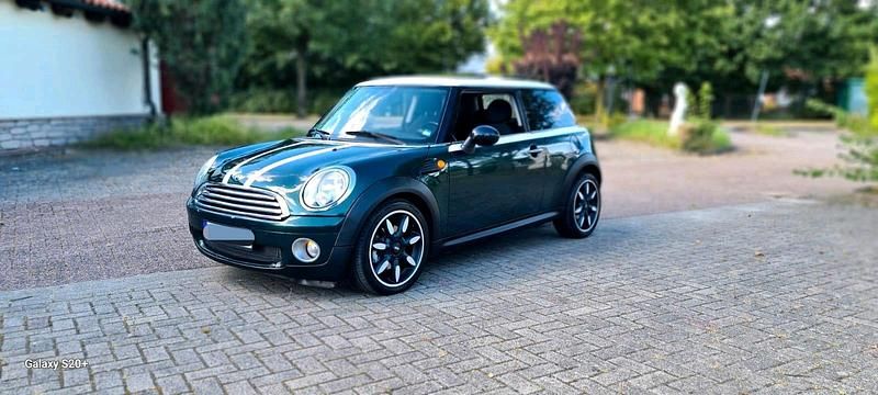 Grün Gebraucht 2007 Mini Cooper Kleinwagen | 1.950 € (Guter Preis) - Bild 1/4
