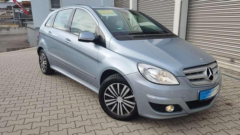 Amethyst metallic silebr Gebraucht 2009 Mercedes B200 Van / Kleinbus | 3.490 € (Superpreis) - Bild 1/4