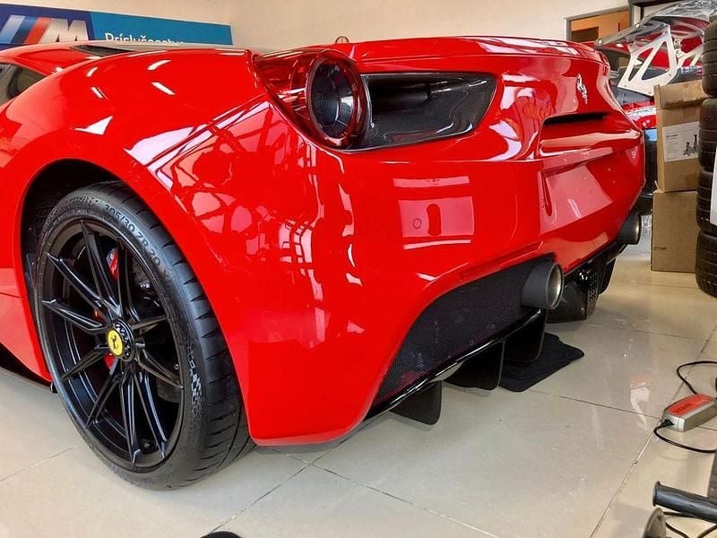 Gebraucht Ferrari 488 669 PS (492 kW) 2017 Rot Coupé