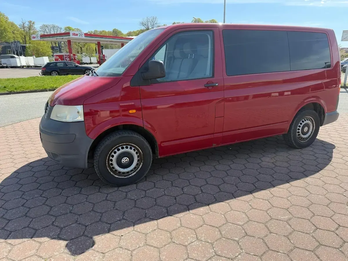 Second-hand VW Caravelle 102 CP (75 kW) 2007 Van