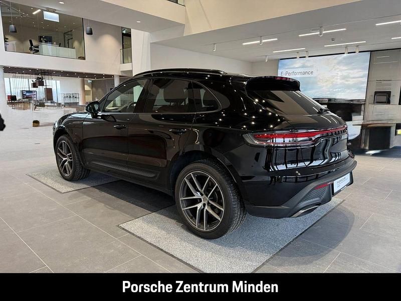 Gebraucht Porsche Macan 265 PS (194 kW) 2024 Schwarz SUV