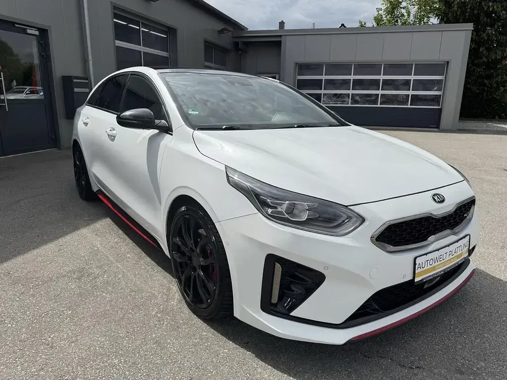 Second-hand Kia ProCeed GT GT 204 CP (150 kW) 2021 Alb Hatchback