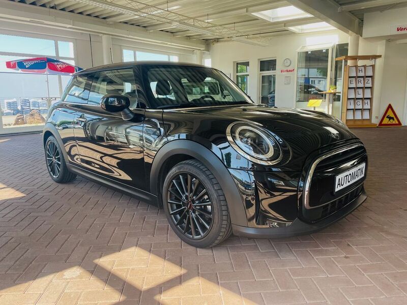 Schwarz Gebraucht 2022 Mini ONE Essential Kleinwagen | 20.950 € (Fairer Preis) - Bild 1/4