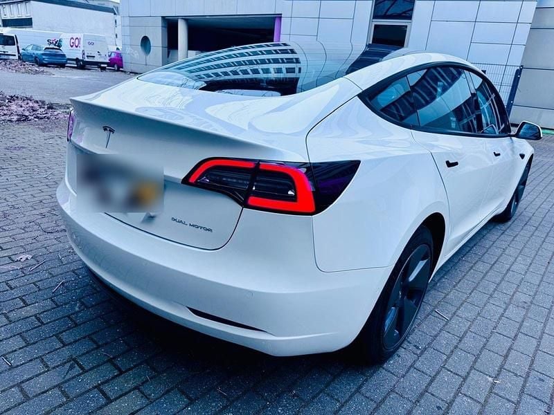 Gebraucht Tesla Model 3 366 kW (498 PS) 2022 Weiß Limousine