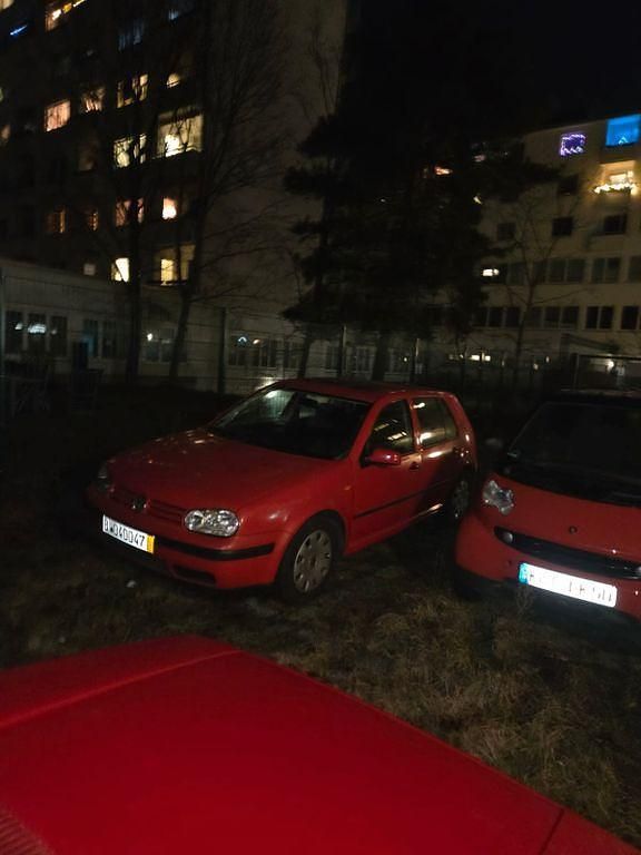 Rot Gebraucht 1999 VW Golf Basis Limousine | 750 € (Superpreis) - Bild 1/4