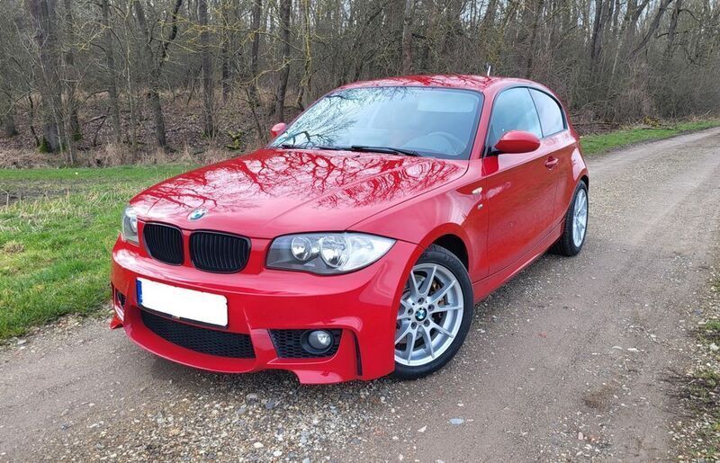 Rot Gebraucht 2008 BMW 116 M Sport Kleinwagen | 4.850 € (Teuer) - Bild 1/4