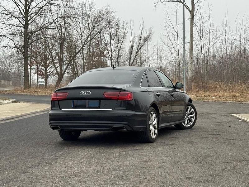 Gebraucht Audi A6 Ambiente 136 PS (100 kW) 2015 Schwarz Limousine