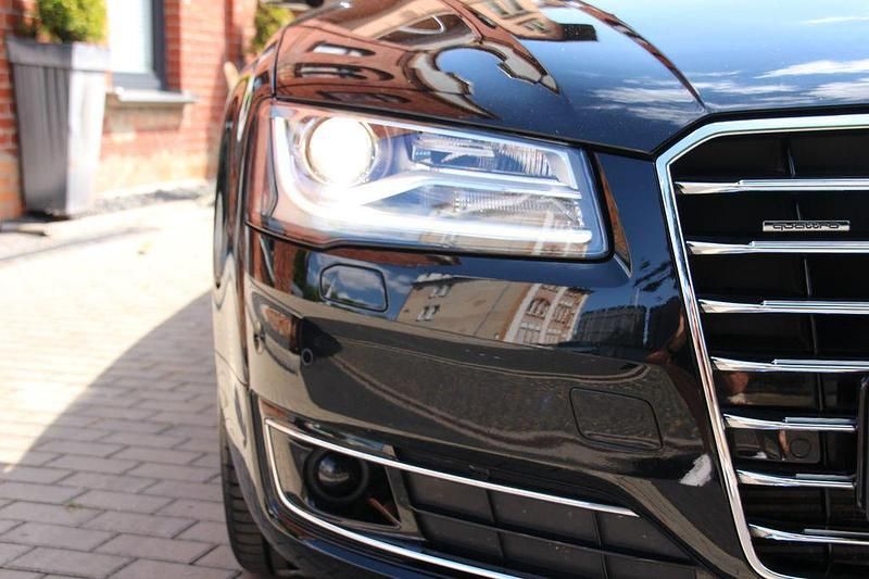 Gebraucht Audi A8 258 PS (189 kW) 2013 Schwarz Limousine