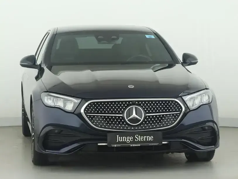 Używany Mercedes E220 Advanced 197 KM (144 kW) 2025 Niebieski Sedan/Limuzyna