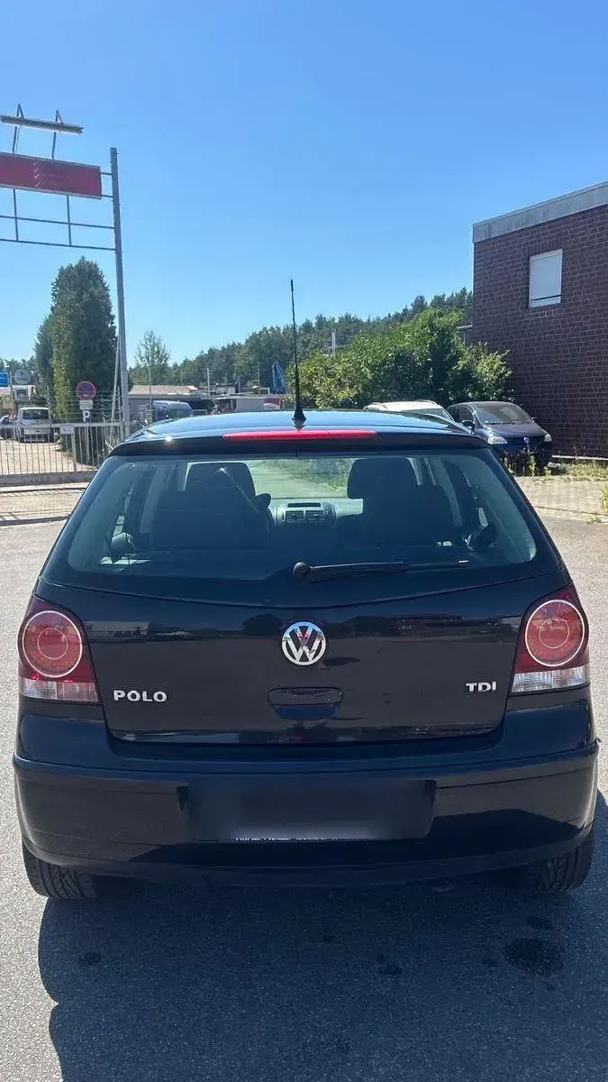 Gebraucht VW Polo Comfortline 69 PS (50 kW) 2008 Schwarz Kleinwagen