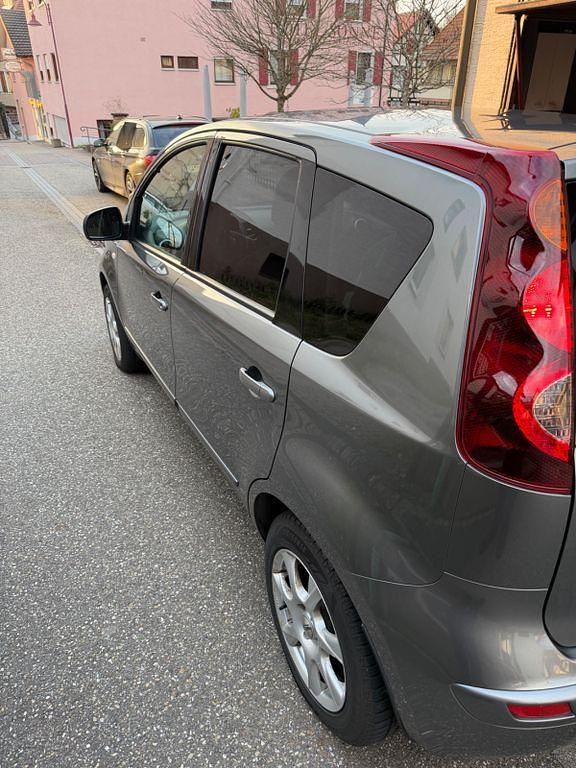 Gebraucht Nissan Note I-Way 90 PS (66 kW) 2011 Grau Kleinwagen