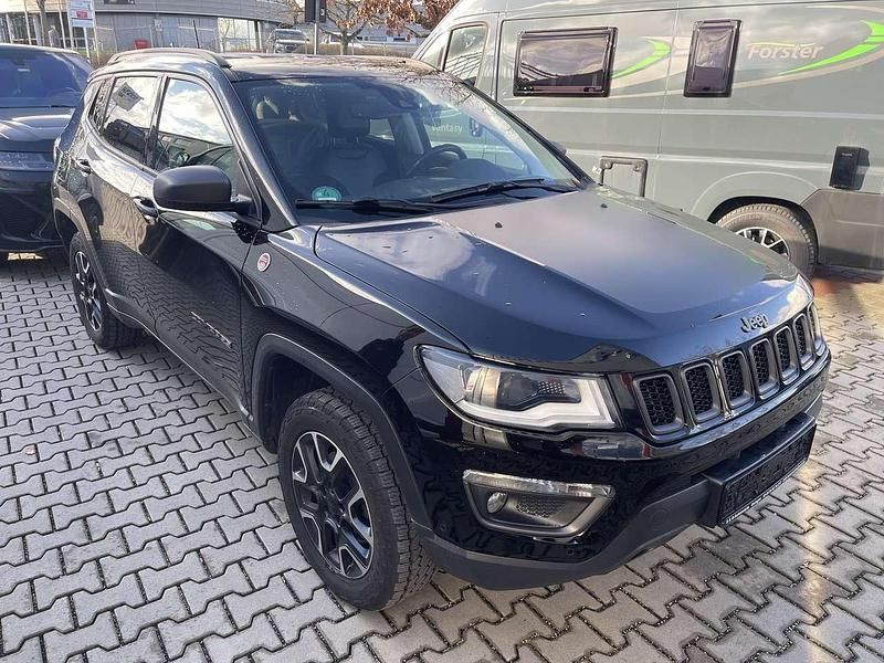 Gebraucht Jeep Compass Trailhawk 170 PS (125 kW) 2020 Schwarz SUV