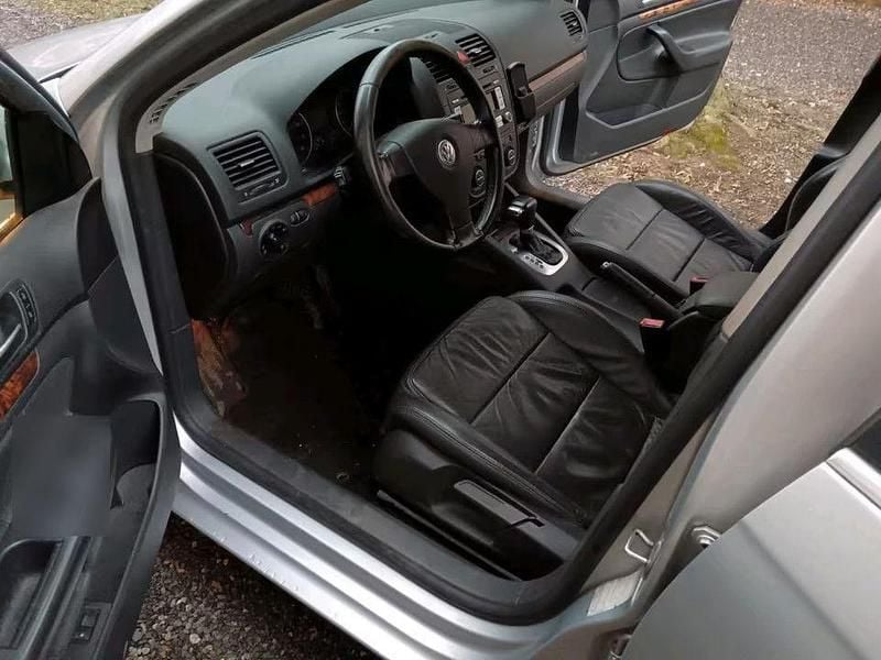 Gebraucht VW Jetta Comfortline 150 PS (110 kW) 2006 Silber Limousine