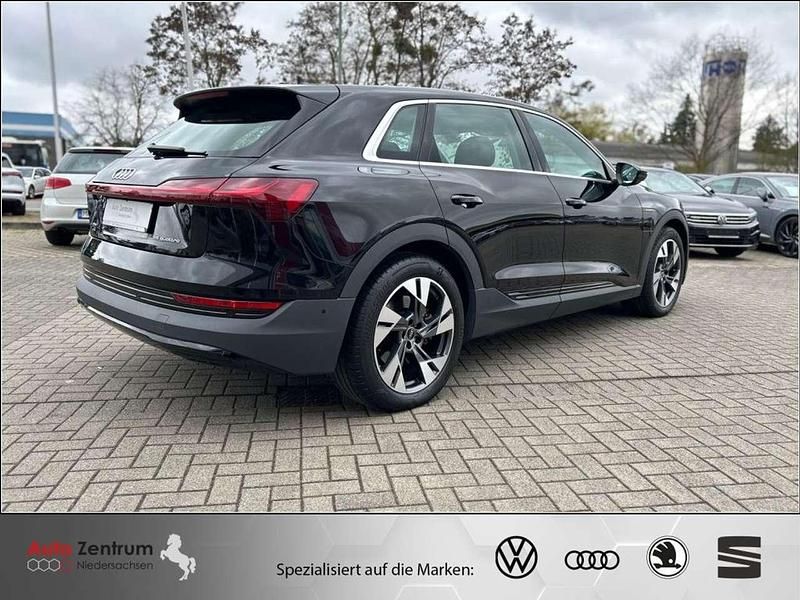 Gebraucht Audi e-tron Ambiente 300 kW (408 PS) 2023 Schwarz SUV