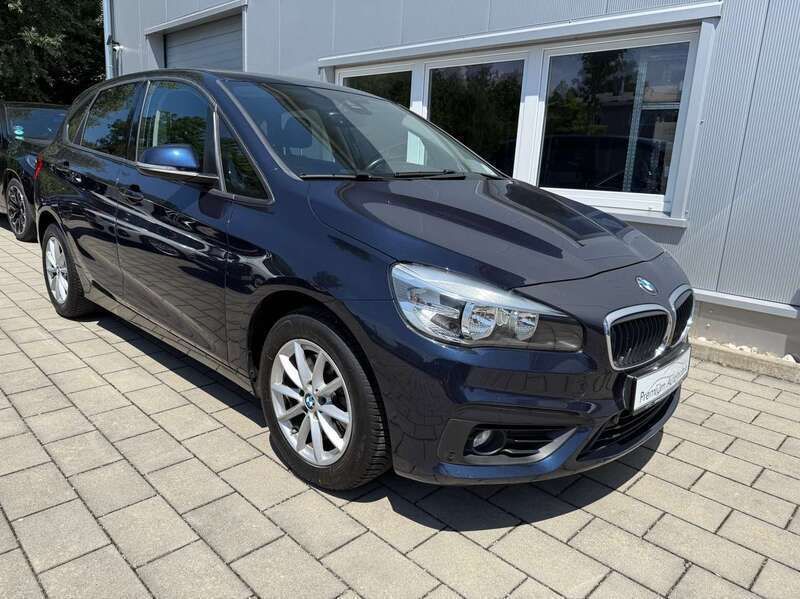 Imperialblau Gebraucht 2015 BMW 218 Van / Kleinbus | 9.900 € (Guter Preis) - Bild 1/4