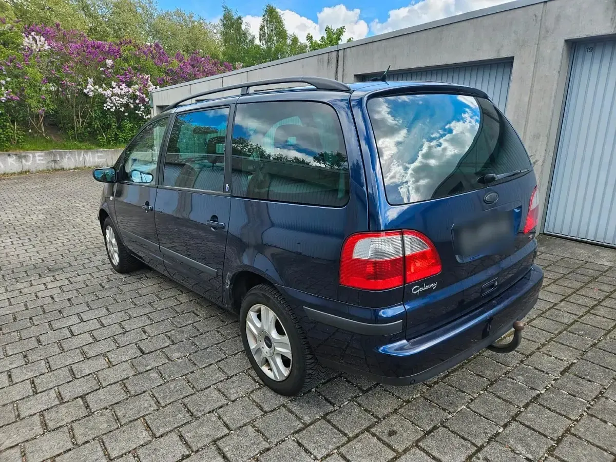 Gebraucht Ford Galaxy 136 PS (100 kW) 2002 Blau Van / Kleinbus