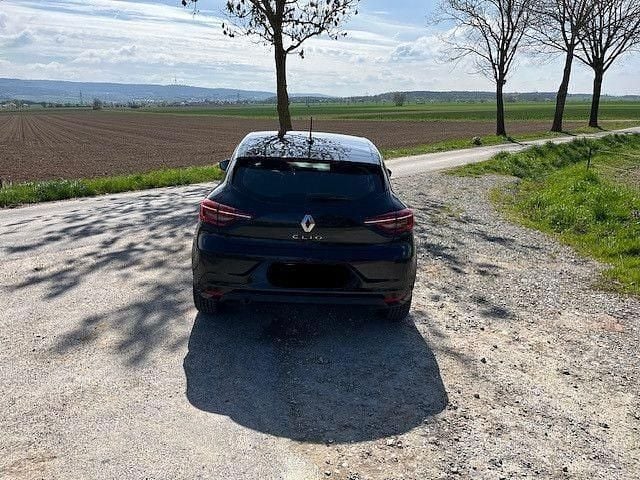 Usado Renault Clio V Evolution 91 HP (66 kW) 2021 Preto Citadino