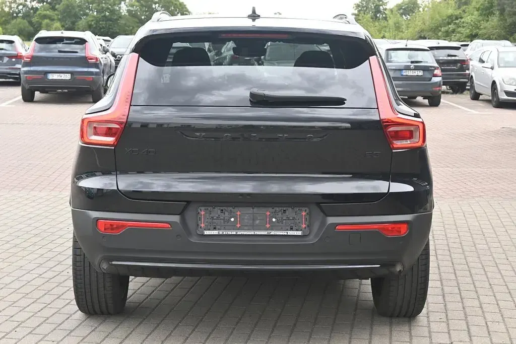 Gebraucht Volvo XC40 Plus 163 PS (119 kW) 2025 Schwarz SUV