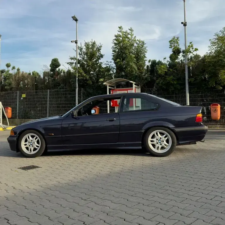 Gebraucht BMW 316 Performance 102 PS (75 kW) 1995 Violett Coupé