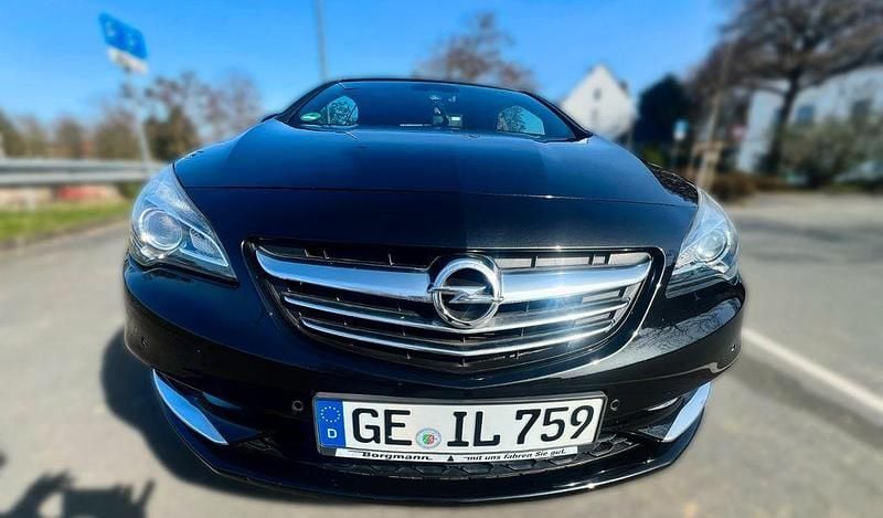 Gebraucht Opel Cascada Edition 120 PS (88 kW) 2015 Schwarz Cabrio