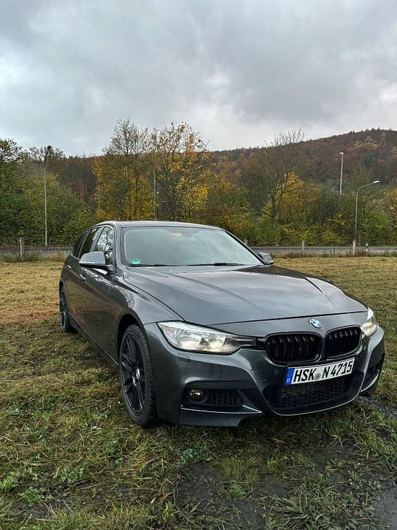 Grau Gebraucht 2016 BMW 316 Advantage Kombi | 7.600 € (Guter Preis) - Bild 1/4