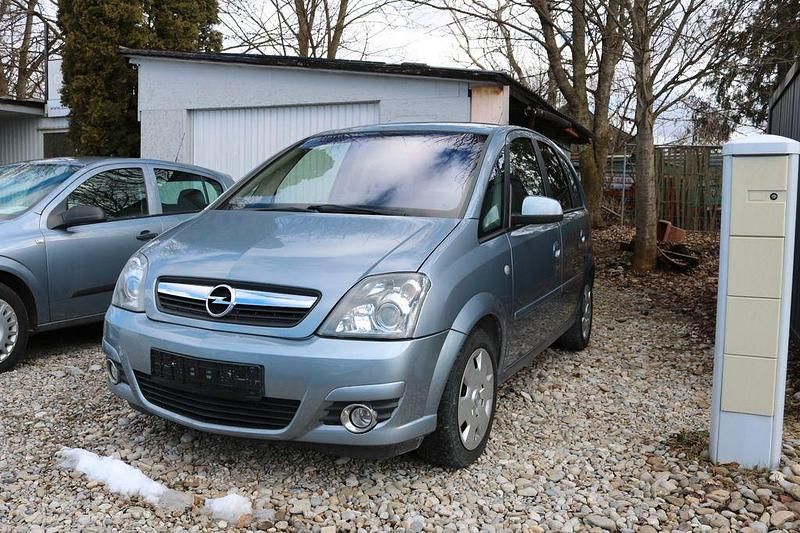 Gebraucht Opel Meriva Innovation 105 PS (77 kW) 2009 Silber Van / Kleinbus