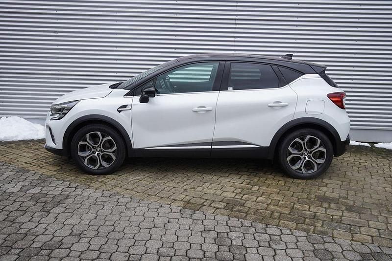 Gebraucht Renault Captur Intens 158 PS (116 kW) 2022 Weiß SUV