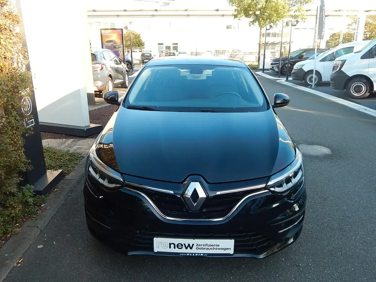 Gebraucht Renault Mégane GrandTour Equilibre 116 PS (85 kW) 2023 Schwarz Kombi