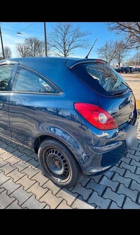 Second-hand Opel Corsa 100 CP (73 kW) 2013 Albastru Hatchback