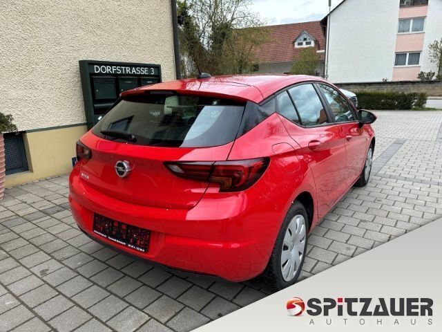 Gebraucht Opel Astra Business 136 PS (100 kW) 2019 Rot Limousine
