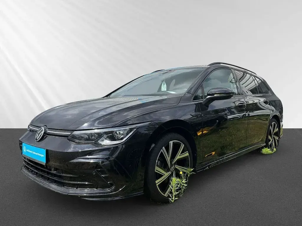Gebraucht VW Golf VIII R-line 131 PS (96 kW) 2024 Schwarz Kombi