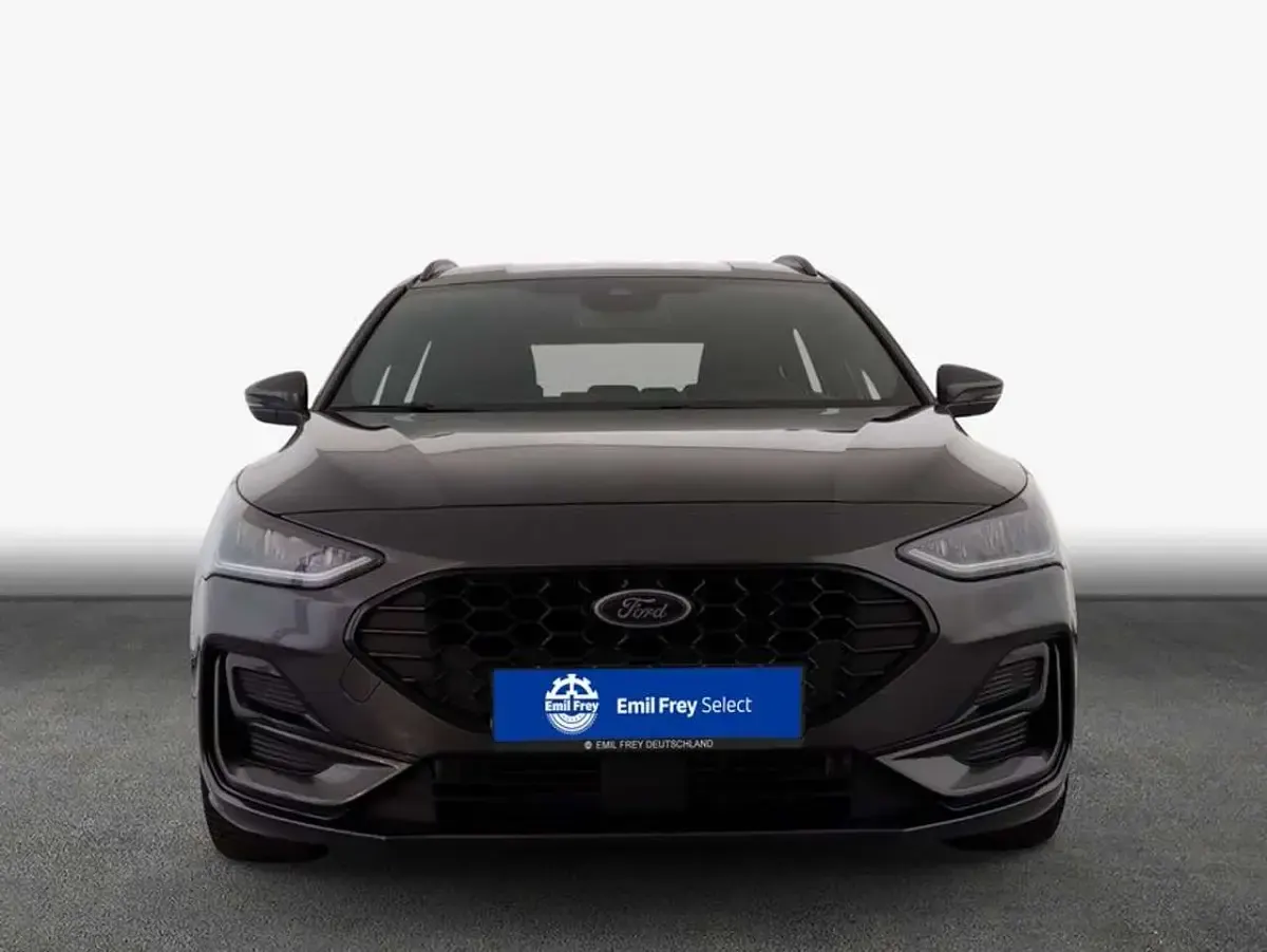 Gebraucht Ford Focus ST-Line X 155 PS (114 kW) 2025 Magnetic metallic Kombi