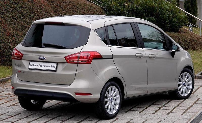 Gebraucht Ford B-MAX Titanium 95 PS (69 kW) 2014 Silber Van / Kleinbus