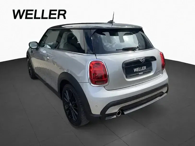 Gebraucht Mini Cooper 136 PS (100 kW) 2023 Melting silver iii (silber) Kleinwagen