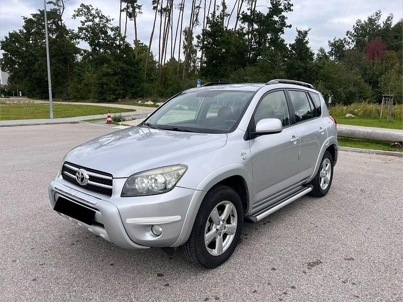 Silber Gebraucht 2008 Toyota RAV4 SUV | 6.990 € (Superpreis) - Bild 1/4