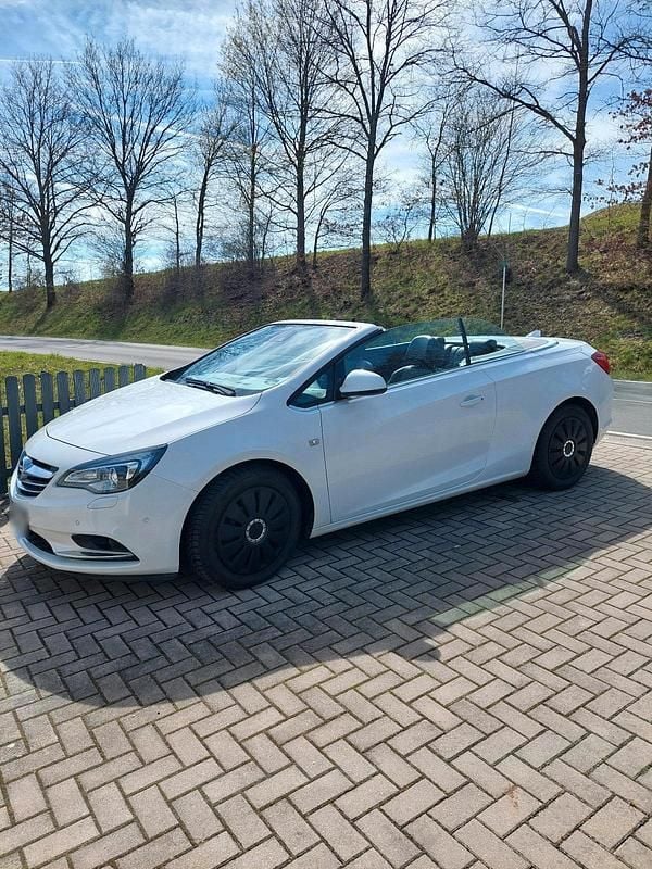 Gebraucht Opel Cascada 170 PS (125 kW) 2017 Weiß Cabrio