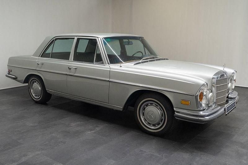 Gebraucht Mercedes 280 SE 200 PS (147 kW) 1971 Silber Limousine