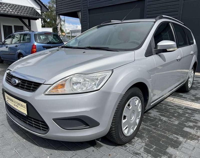 Silber Gebraucht 2008 Ford Focus Style Kombi | 3.970 € (Etwas zu teuer) - Bild 1/4