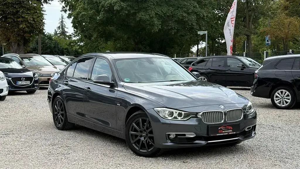 Gebraucht BMW 320 M Sport 184 PS (135 kW) 2013 Grau Limousine
