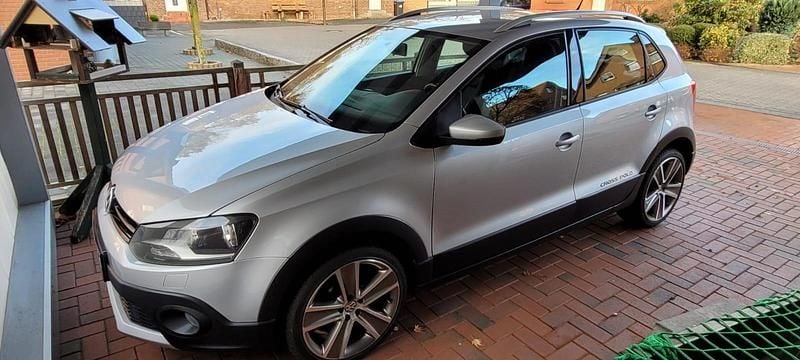 Gebraucht VW Polo Cross 85 PS (62 kW) 2014 Silber Kleinwagen