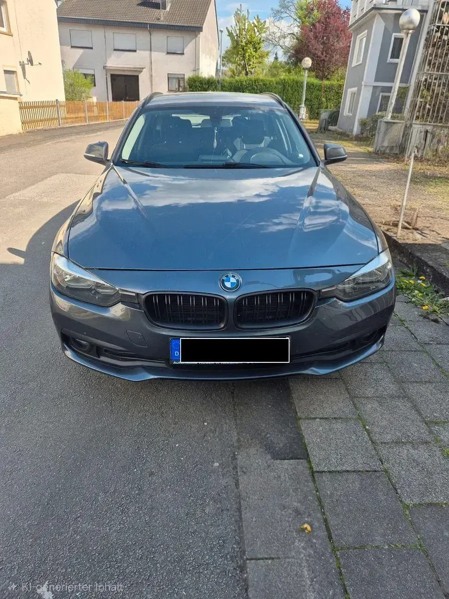 Gebraucht BMW 318 150 PS (110 kW) 2015 Grau Kombi