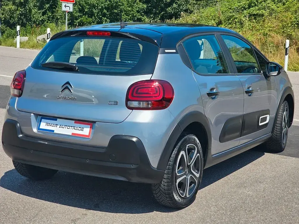 Gebraucht Citroën C3 Shine 110 PS (80 kW) 2022 Grau Kleinwagen