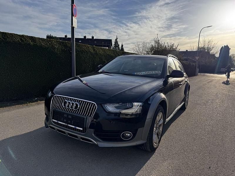 Schwarz Gebraucht 2013 Audi A4 Allroad Sport Kombi | 9.299 € (Superpreis) - Bild 1/4